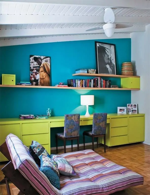 home-office-simples-e-colorido-verde-e-azul