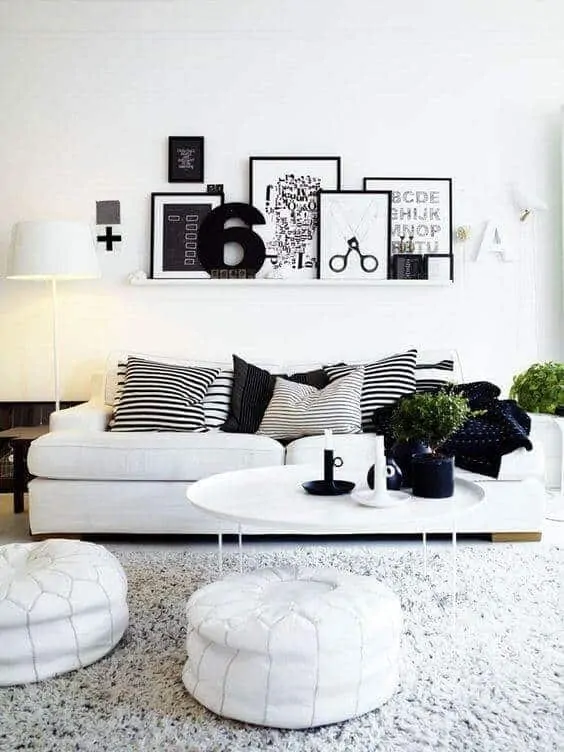 sala com decoracao branco e preto
