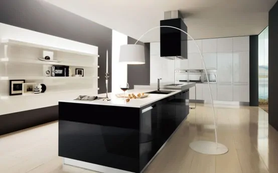 Cozinha moderna  com móveis preto e branco