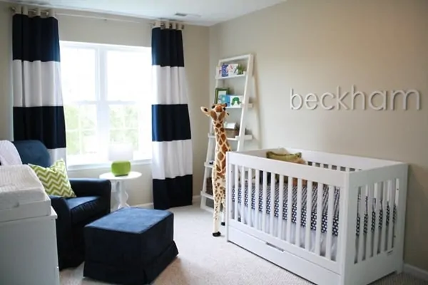 Dormitorio de bebe menino e moderno minimalista