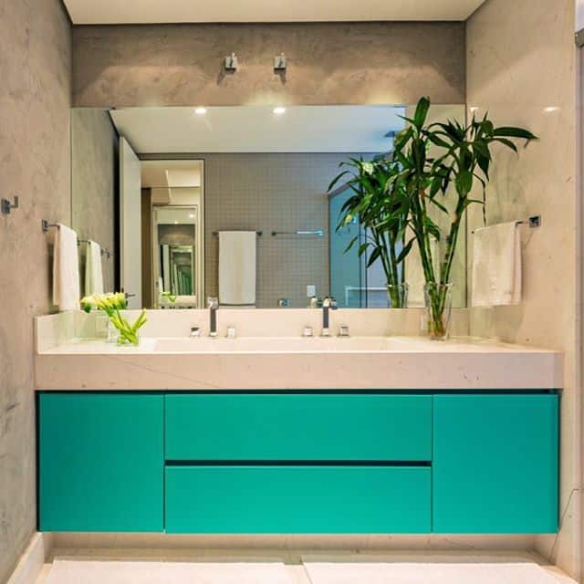 banheiro com movel verde moderno